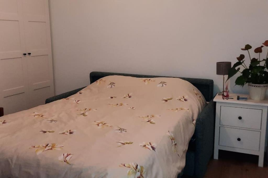 Appartement - Paris 20 Экстерьер фото